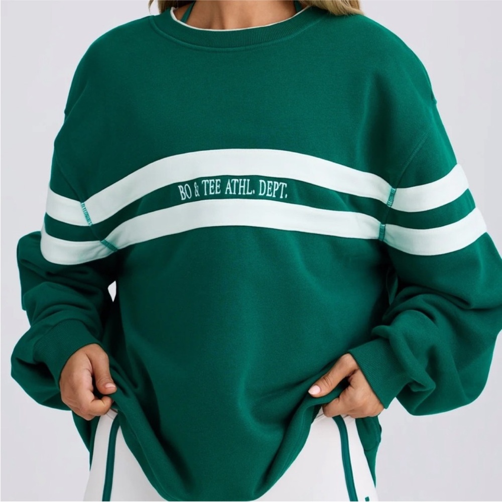 Bo&Tee Varsity Green Oversized Sweatshirt